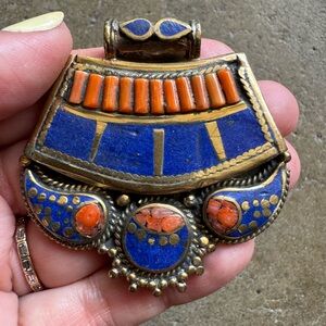 Handmade Nepalese necklace pendant